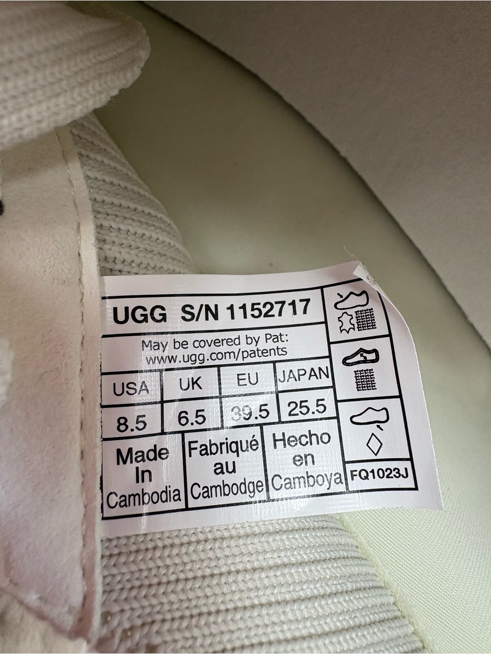 UGG Women's E-Z Duzzit Lace-Up Platform Sneakers Off-White Suede Like New Chic - Picture 7 of 9